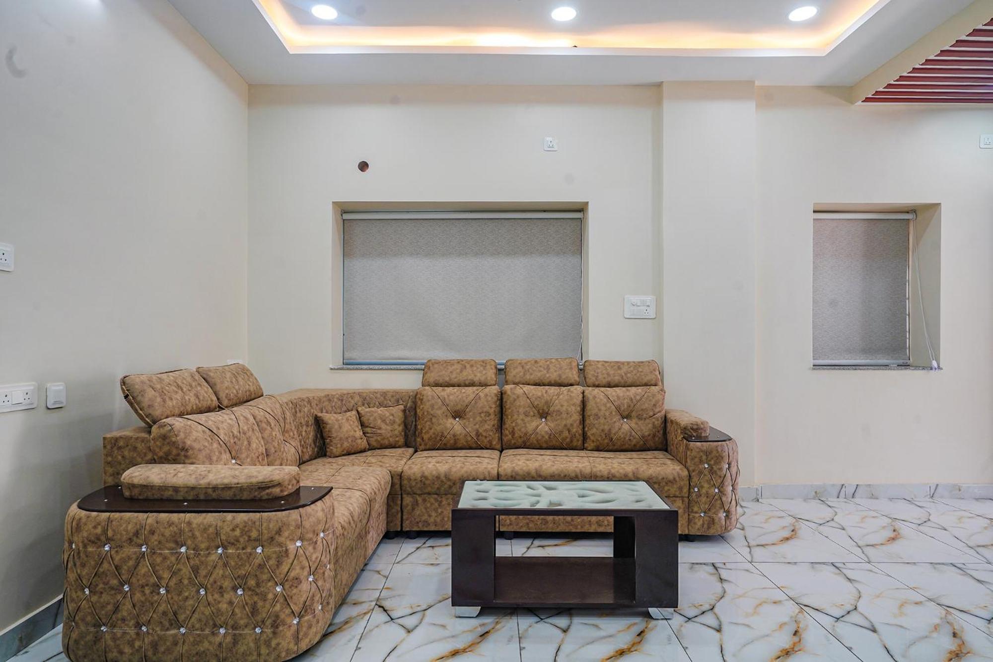 Fabhotel Perams Grand Inn - Hitech City Hyderabad Exteriör bild