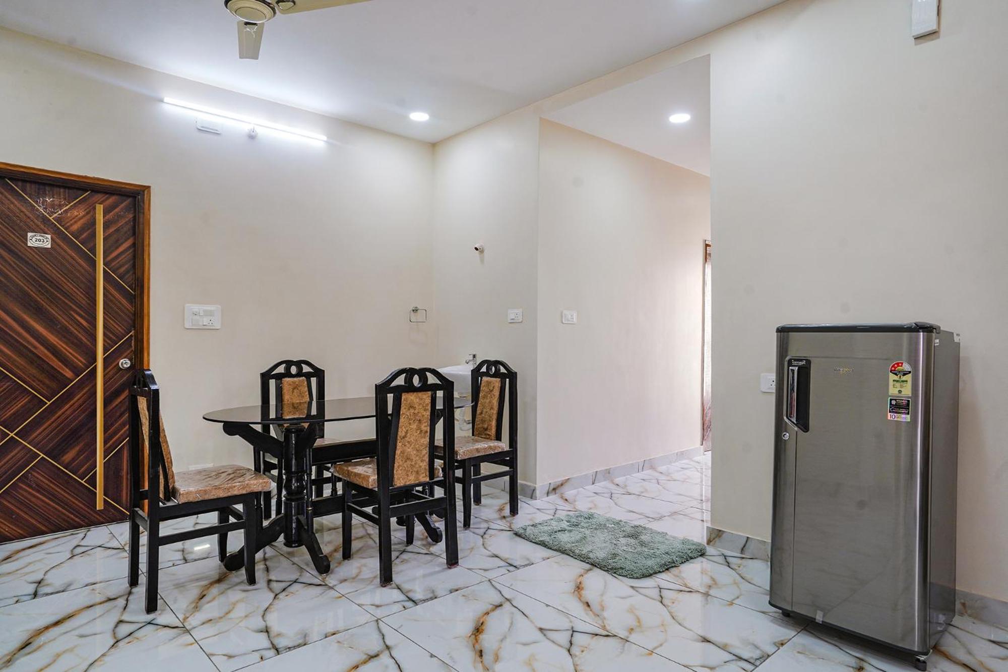 Fabhotel Perams Grand Inn - Hitech City Hyderabad Exteriör bild